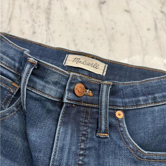 NEW Madewell Women’s Dark Blue 10” High-Rise Skinny Jeans Size 26 Tall / 2 US - Picture 2 of 6
